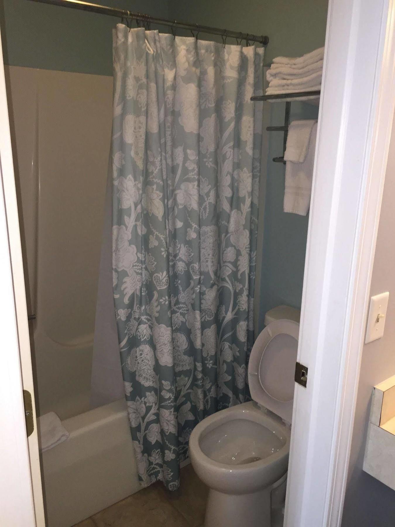Hotel Lakeshore 3*
